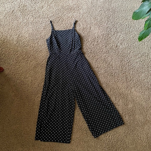 Old Navy Black Polka Dot Romper - Picture 2 of 4